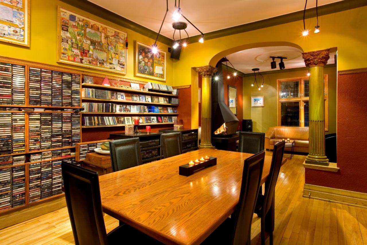 A La Carte Bed & Breakfast Montreal Exterior photo